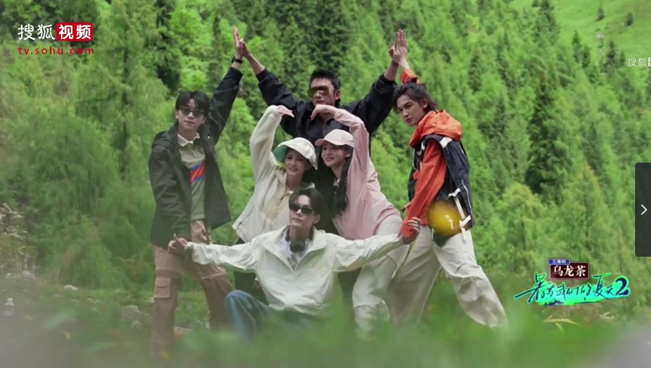 年轻人旅游拍照躺平两不误# 这样子旅行也是非常有意义的,可以记录下