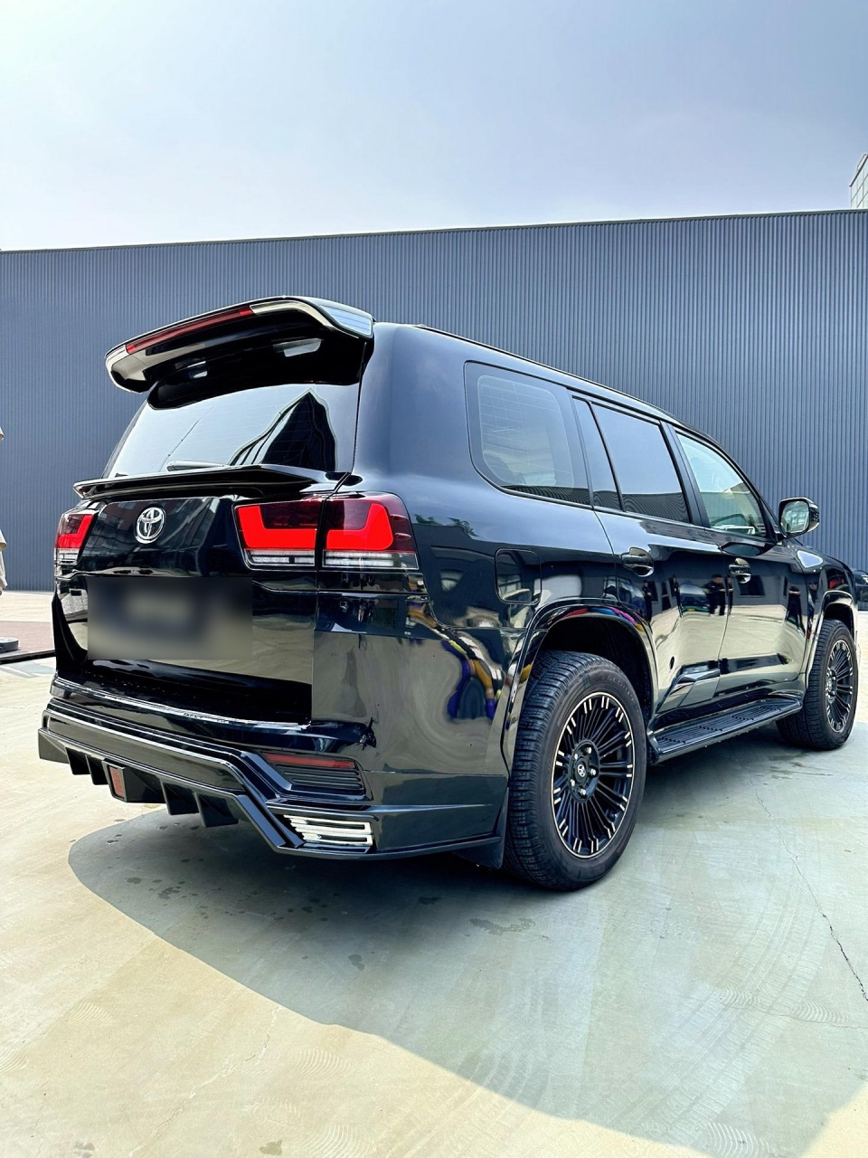 08至21款酷路泽升级lc300 黑武士沃德宽体套件