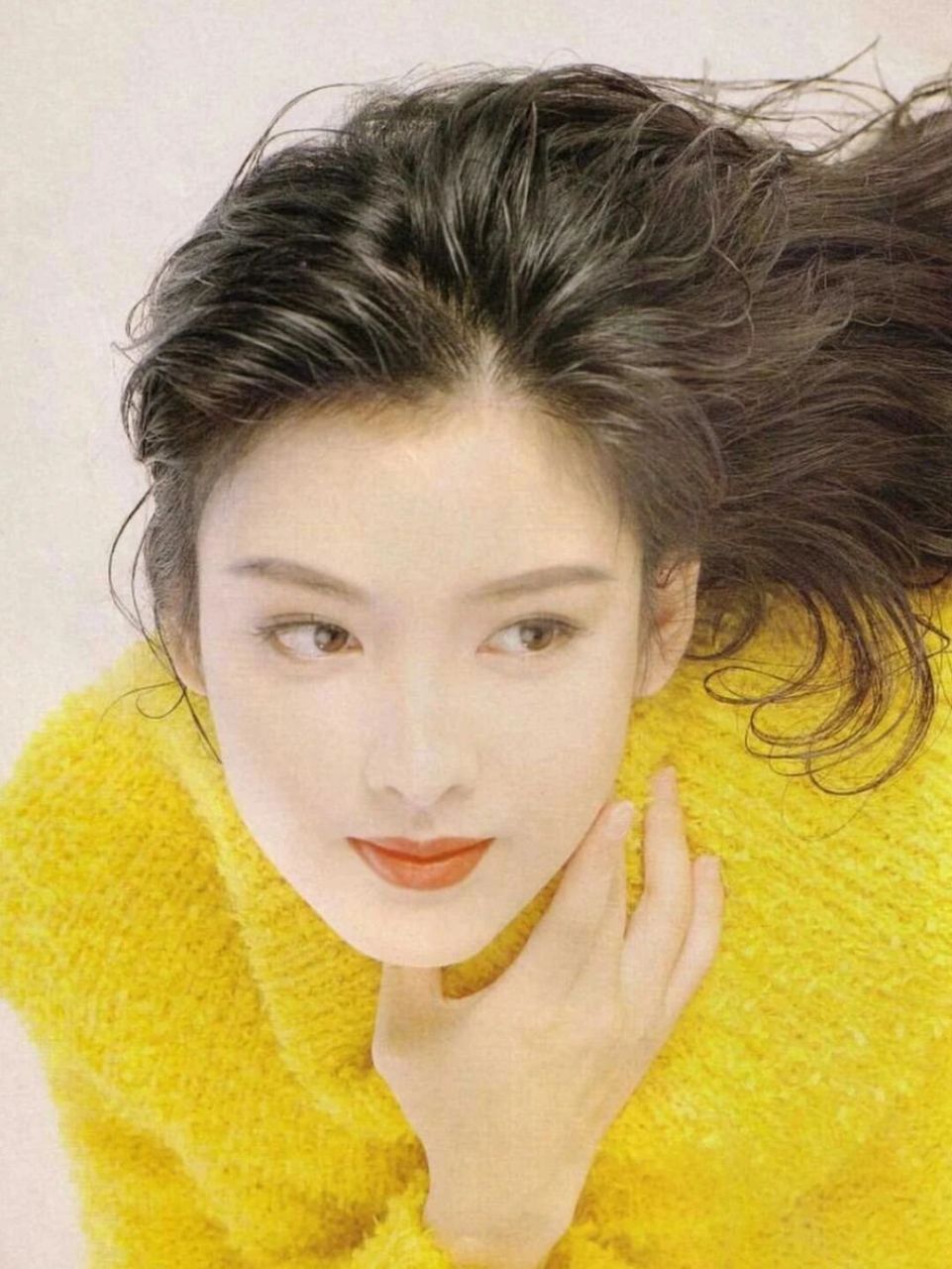 周慧敏头像美貌暴击!