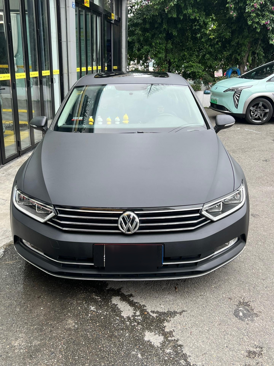 大众迈腾 磨砂黑改色案例车身改色贴膜专业贴膜