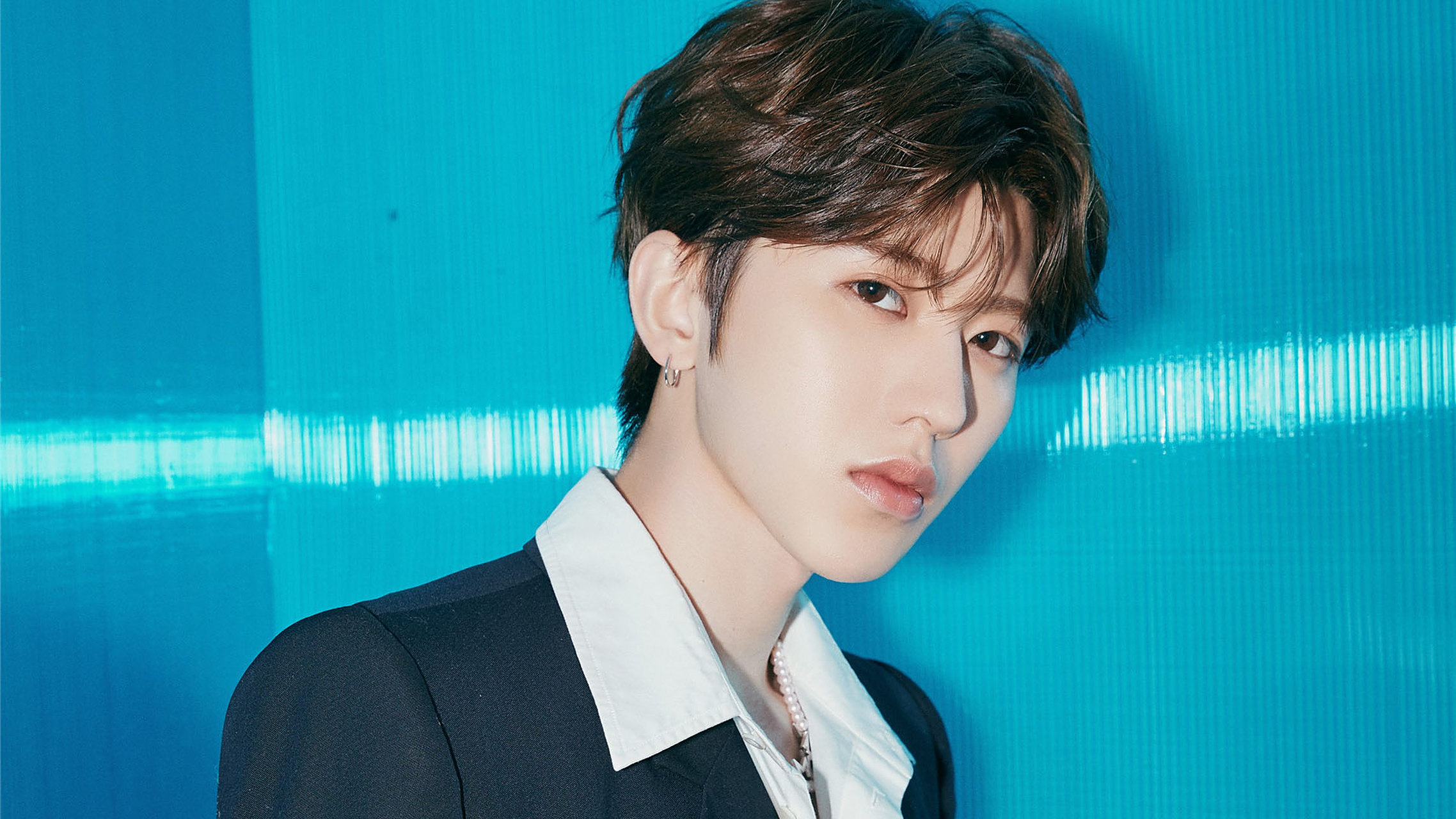 蔡徐坤|光影帅气写真‖桌面壁纸