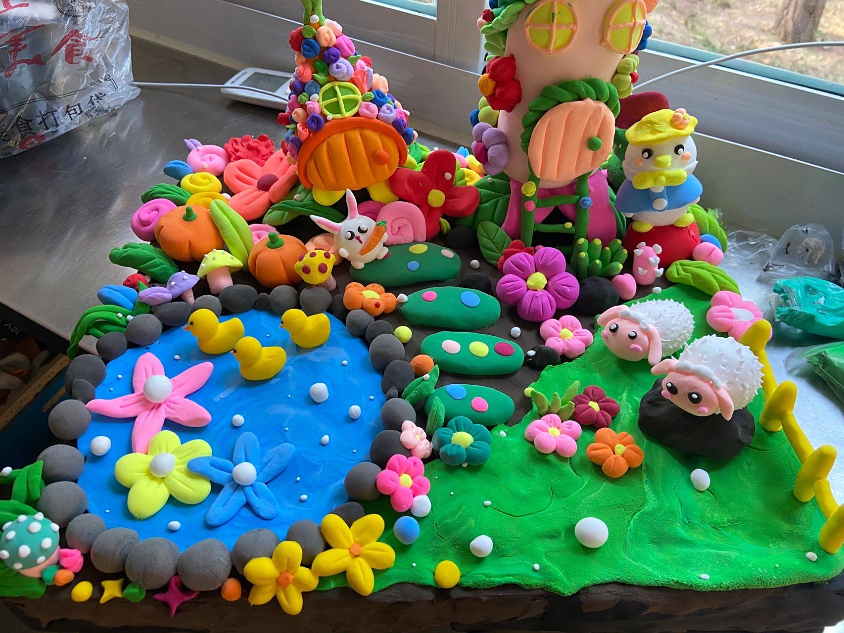 幼儿园自制粘土立体手工作品 幼儿园自制粘土立体手工作品