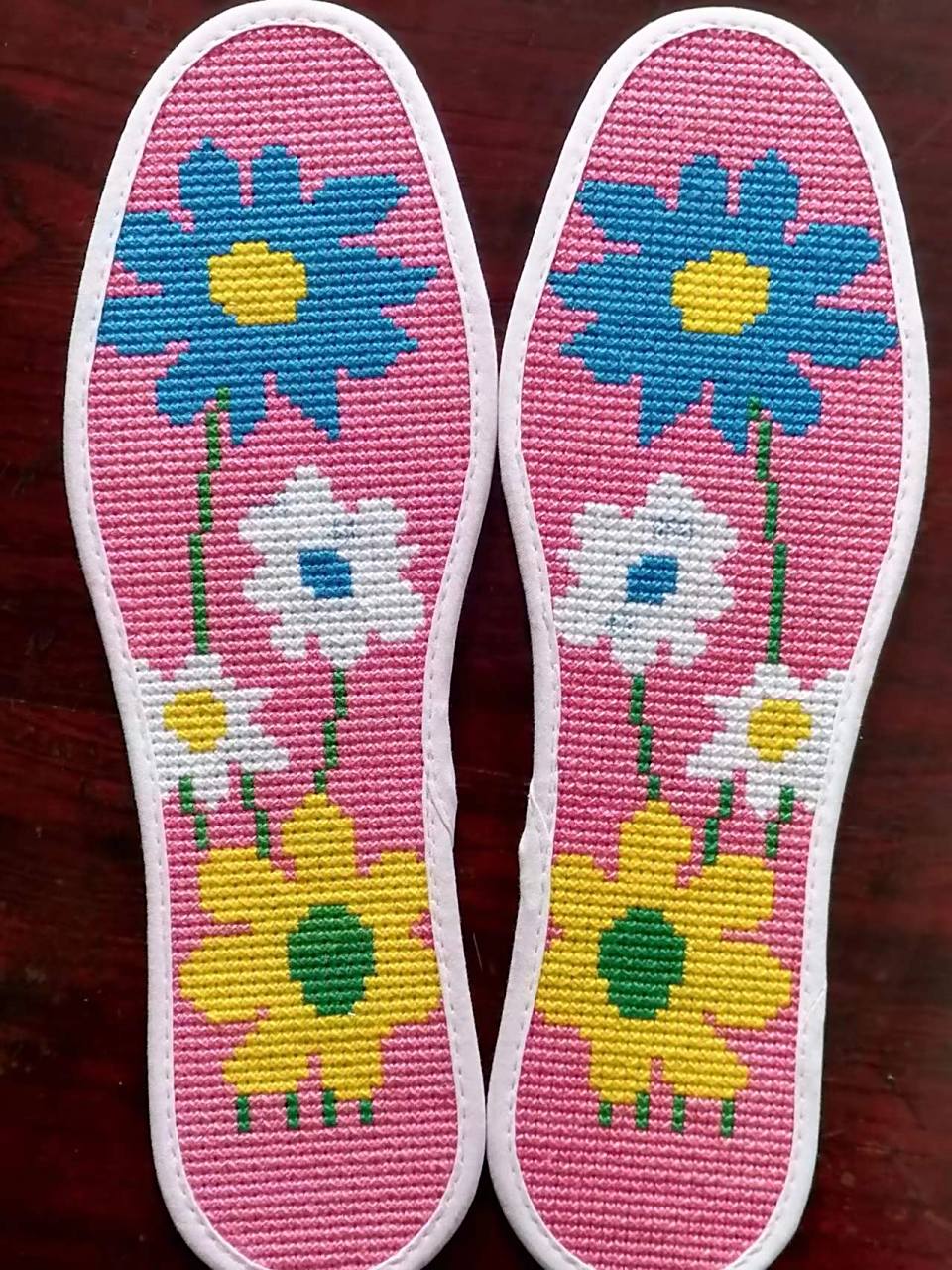 妈妈手艺纯手工缝绣吉祥富贵鞋垫 纯手工缝绣吉祥富贵鞋垫 送老公送