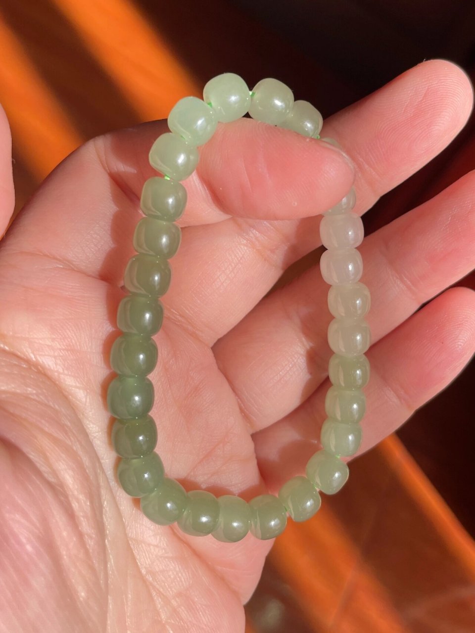 和田玉手串-渐变晴水|明码标价228 你确定不收一条回去感受下品质吗?