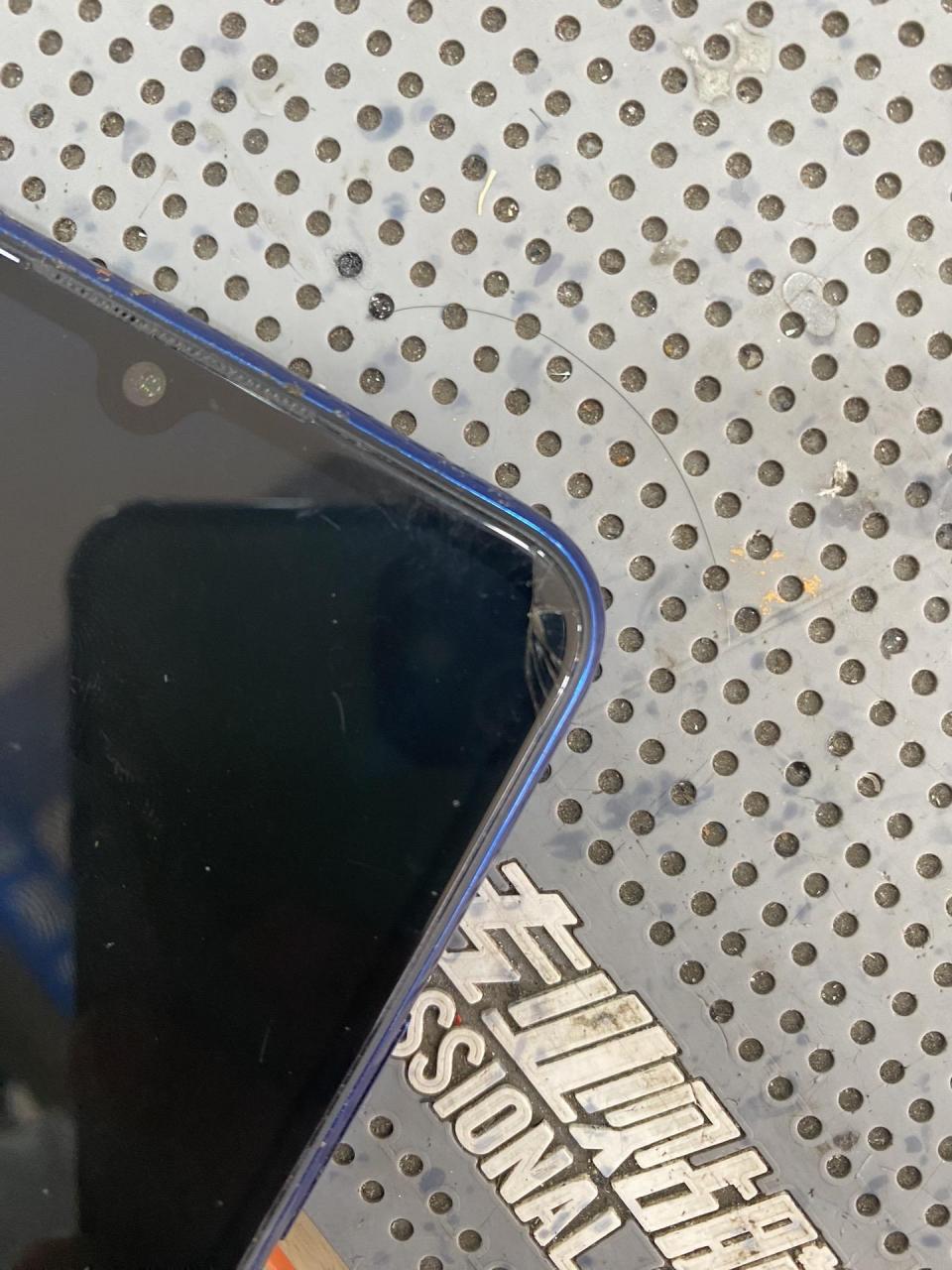 vivo  y7s   6 128  成色8.