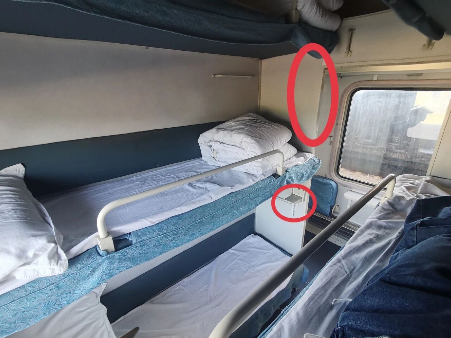 第一次坐这种硬卧,巨难爬/坐火车经验分享 我是上铺,中铺和上铺之间没