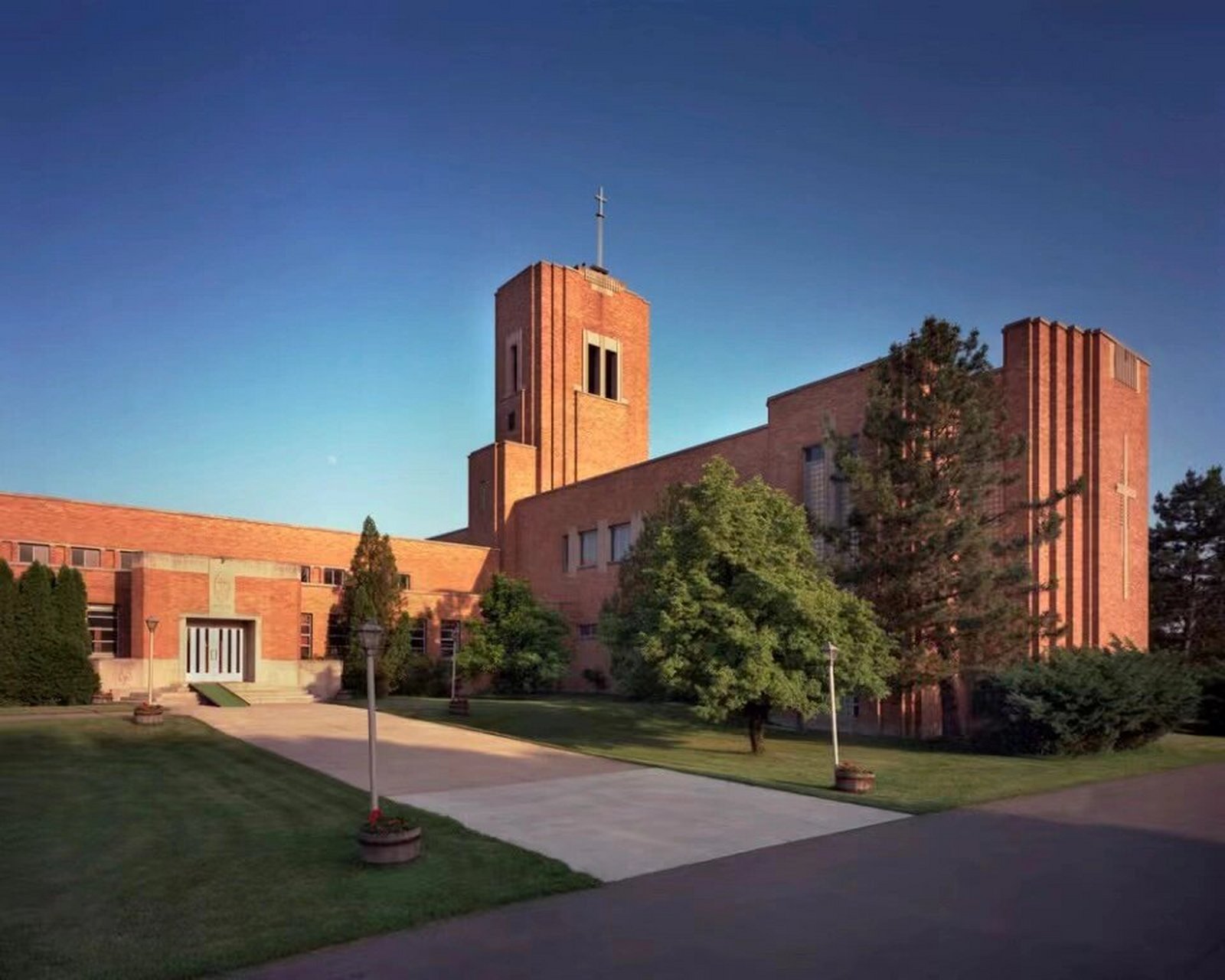 9896加拿大中学介绍-圣塞西尔国际寄宿学校 académie ste