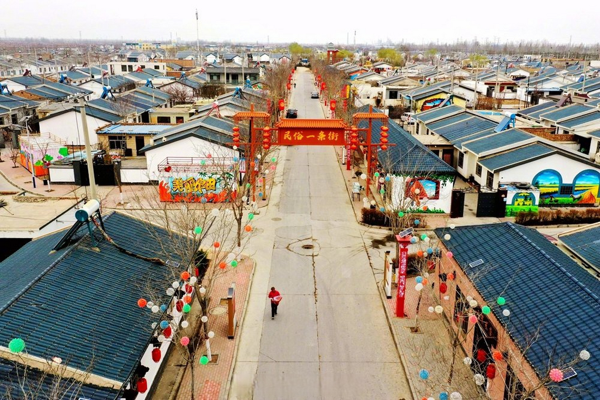 屋后乡村美景心旷神怡…3月22日,记者走进银川市金凤区良田镇植物园