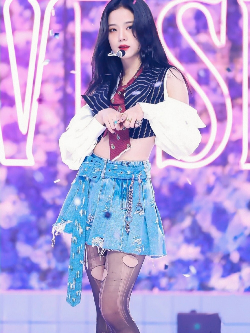 blackpink打歌舞台绝美照片 啊啊啊啊,这一言难尽的服装被四闺女穿上