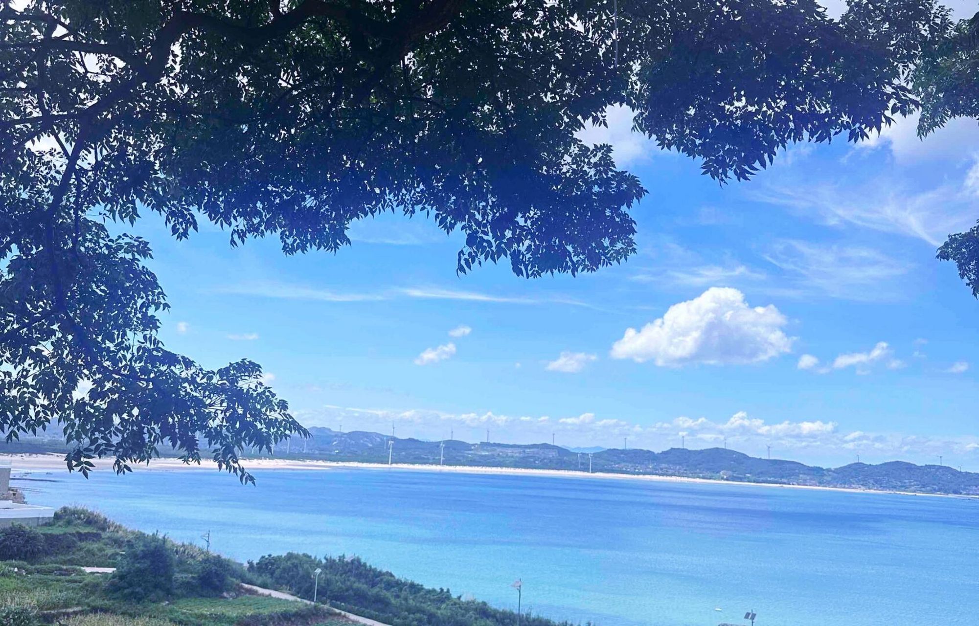 7月4日今日份平潭天气 91 今天晴到多云,27～32℃,沿海西南风5～6级