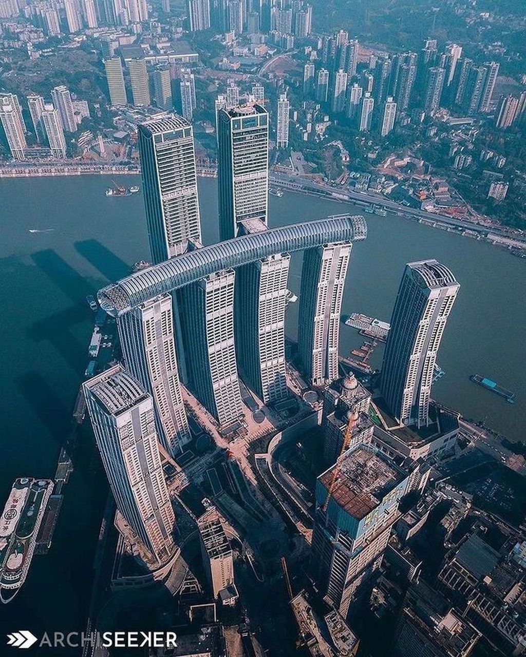 重庆朝天门标志建筑 7215 由safdieararchects设计的重庆莱佛士城