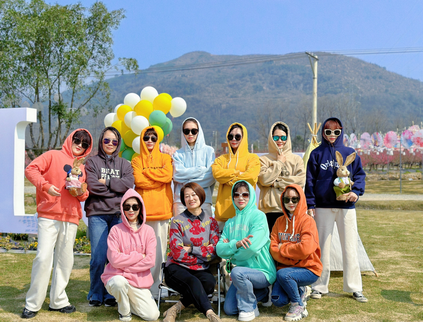 团建搞怪集体照91沙雕聚会合照9569♀15 找个晴天7715