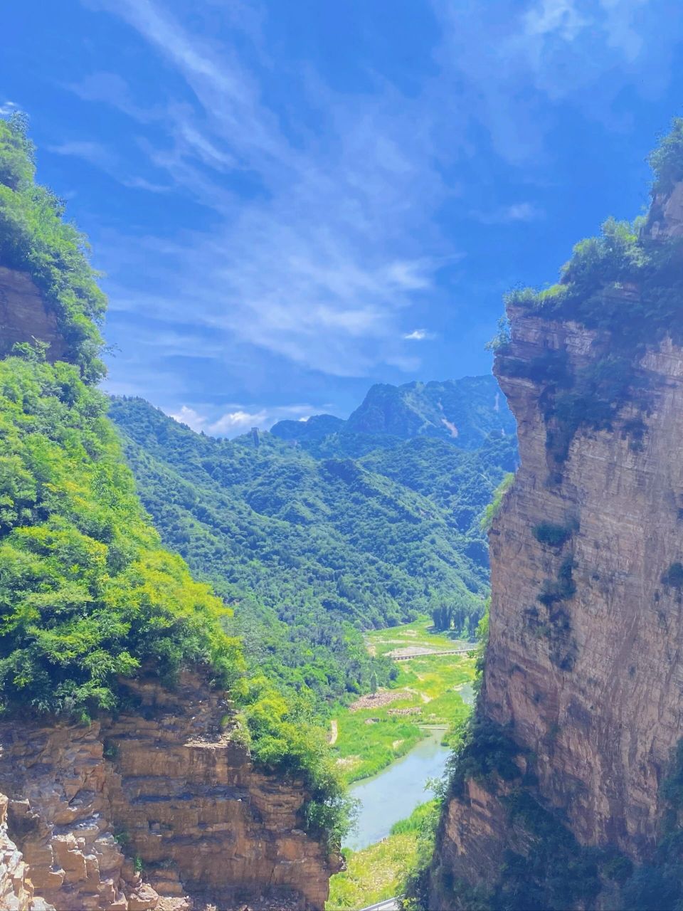 天津白蛇谷爬山|夏日最美清凉路线95 99白蛇谷位于于黄崖关长城