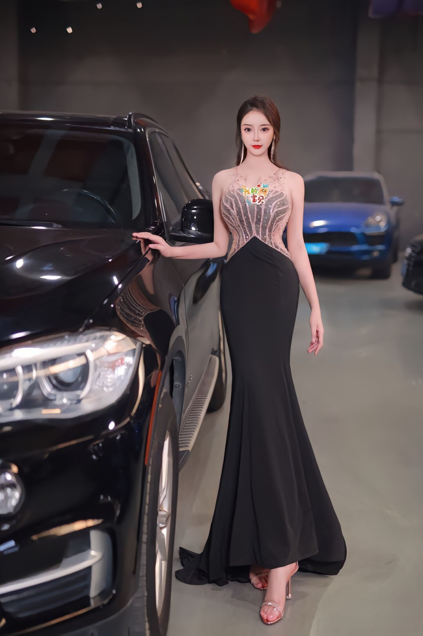 宝马御用模特   南京 保持很多的热爱,和一点点野心60