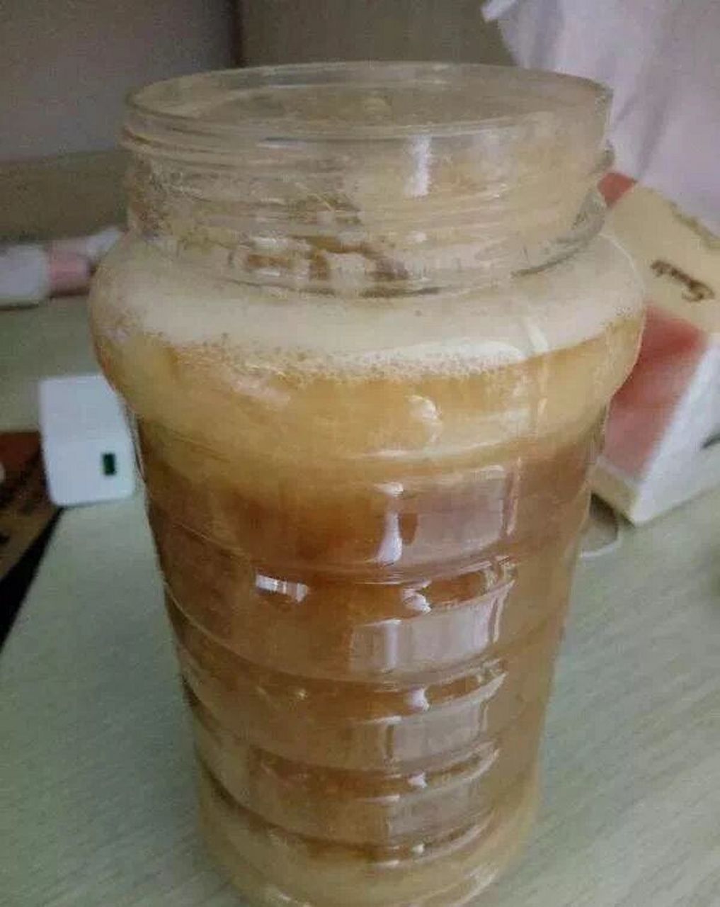 蜂蜜放久了还能吃吗(蜂蜜放了3年还能吃吗)