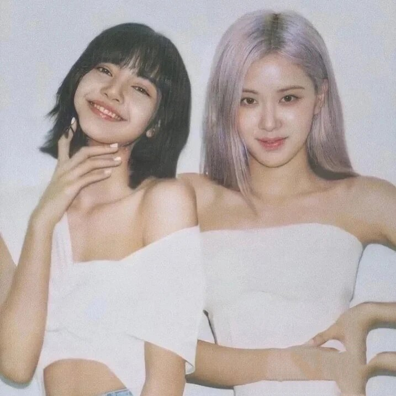 朴彩英和lisa的闺蜜头像rose和lisa ros07和lisa