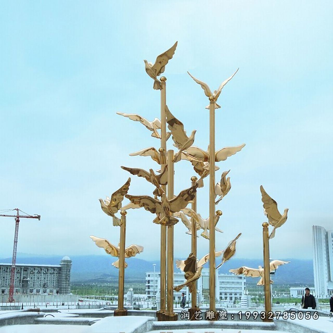 广场不锈钢大雁动物雕塑  大雁又称野鹅,天鹅类,大型候鸟,属国家二级