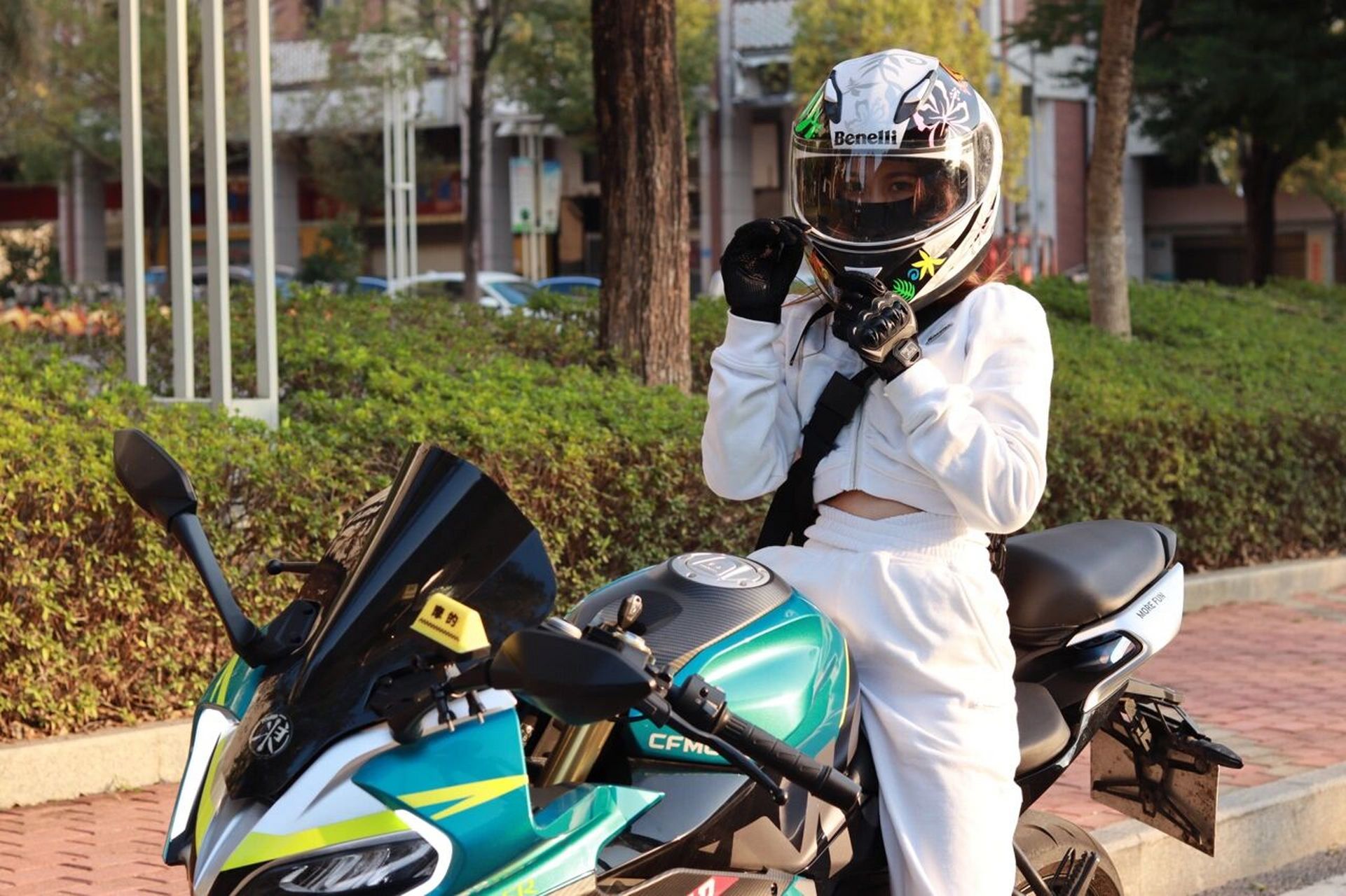 春风250sr #女骑# #机车# #机车女孩# #机车摄影