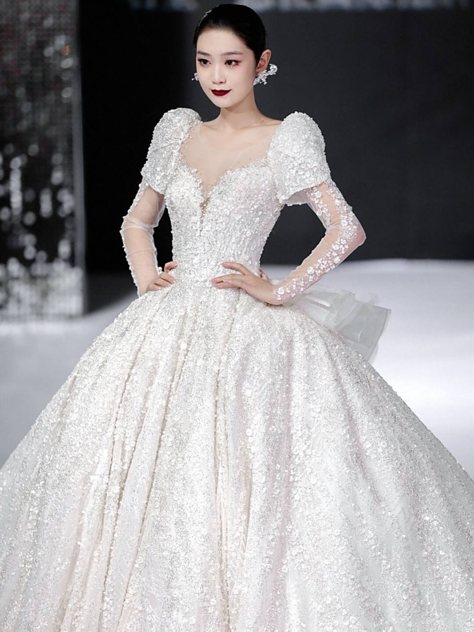 enzo高定婚纱秀78"万粒