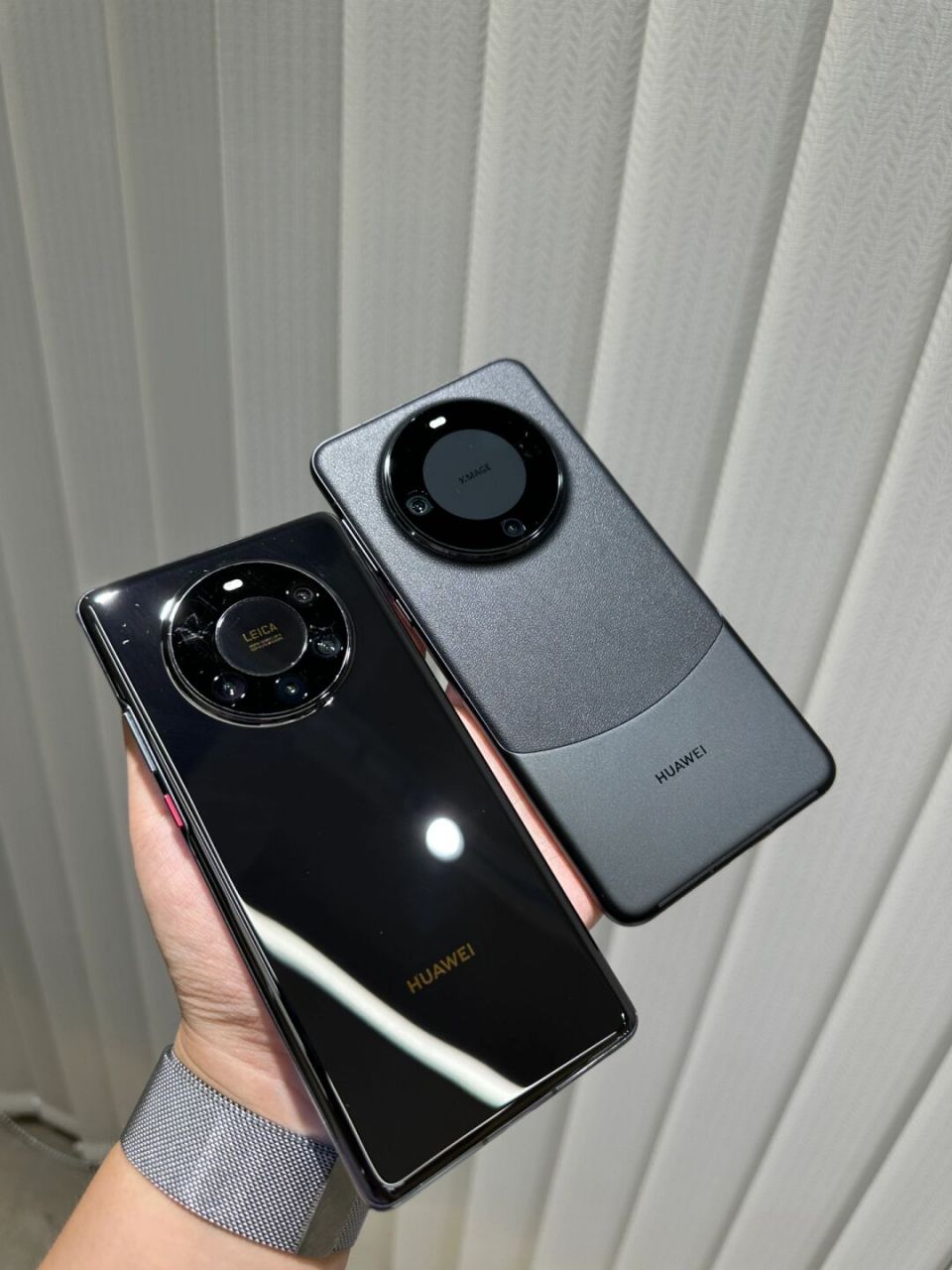 送给男朋友的mate40pro 和mate60pro,他居然讲话都结巴了,不懂你们