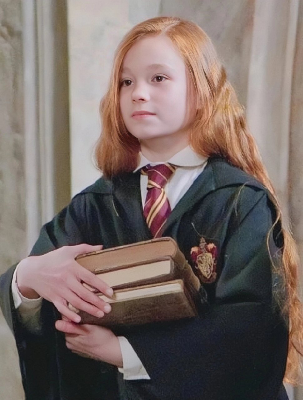 伊万斯语c的头像 图片是在网上找的,自己修过图,可以当头像用