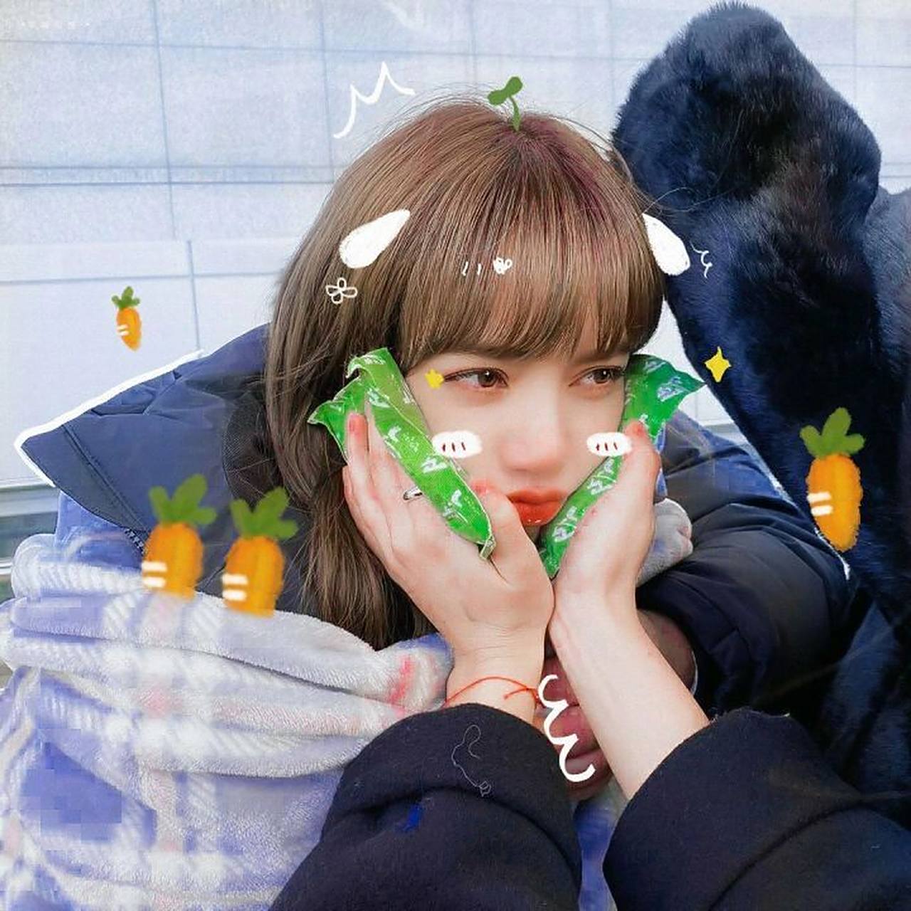 blink们,进来看看吧~lisa可爱又绝美的头像! 下期出秀秀还是妮妮呢?