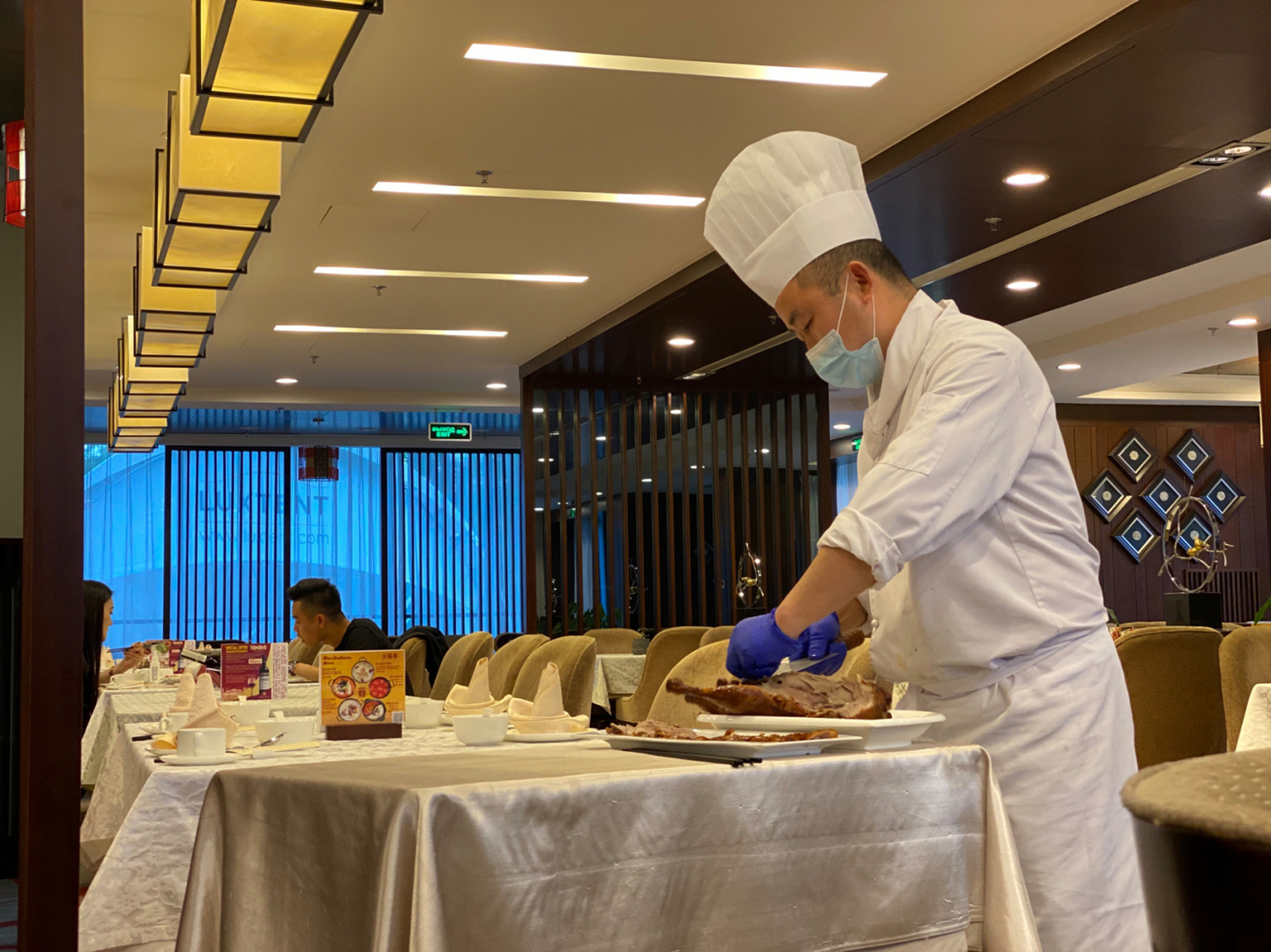 明斯克环境最好的中餐厅包厢——北京饭店 北京饭店作为五星级酒店