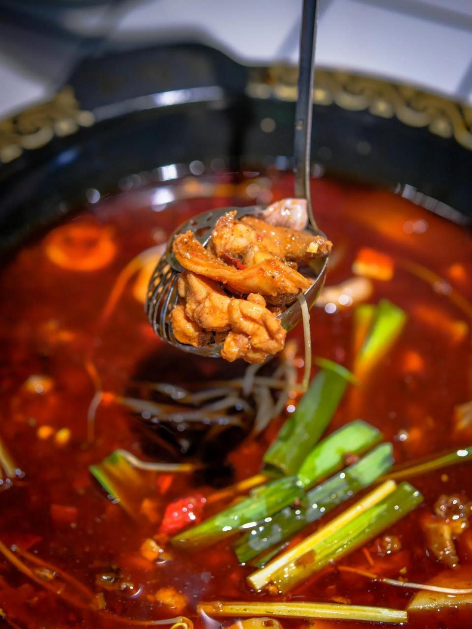 第一次吃到如此鲜嫩的兔肉火锅!