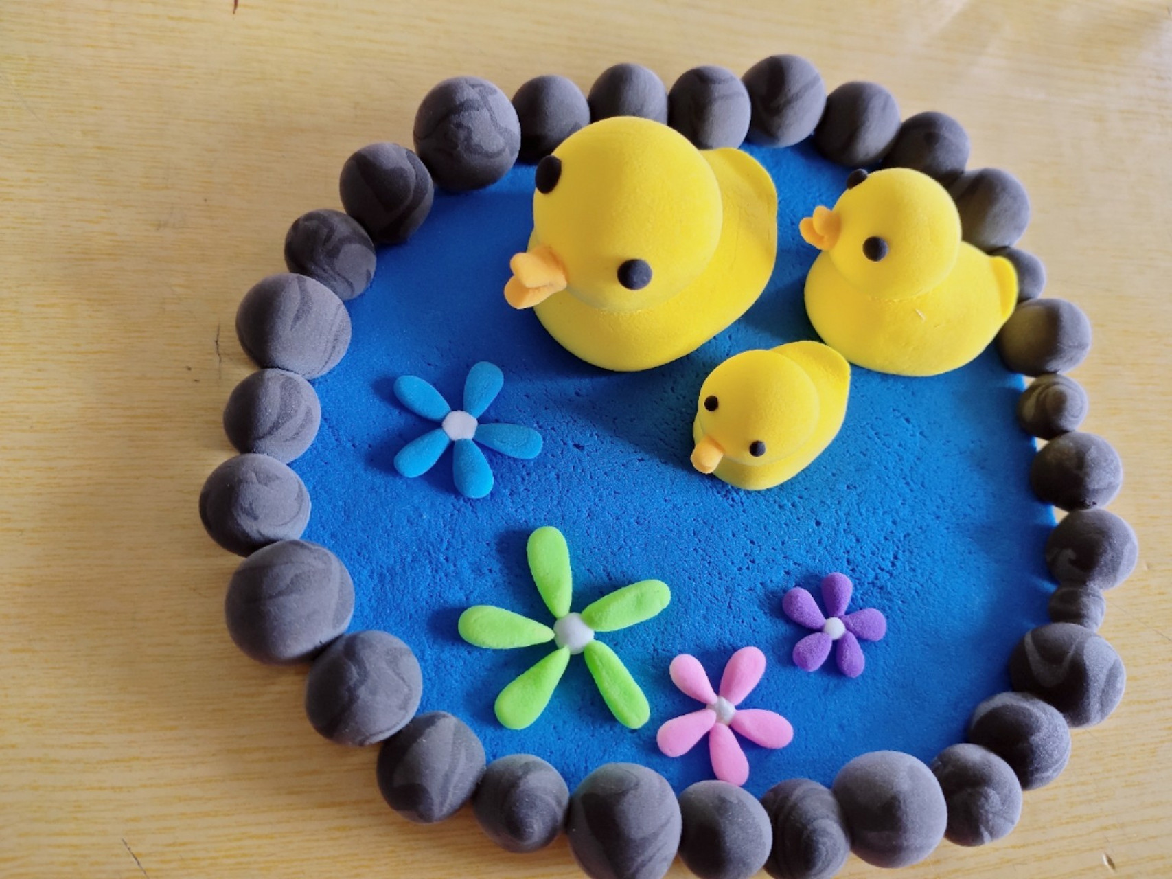 幼师日常‖简单超轻黏土‖小黄鸭(附教程) 超轻黏土场景 先把鸭子做好