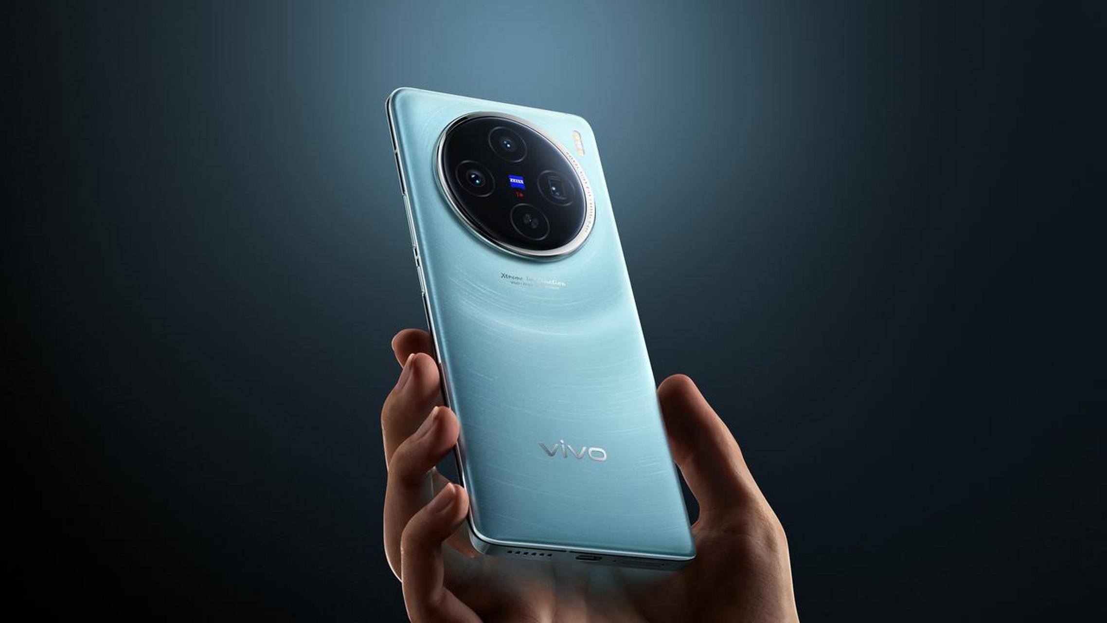 全球首发天玑9300移动芯片,潜望式超级长焦,售价仅3999元起,vivo x100