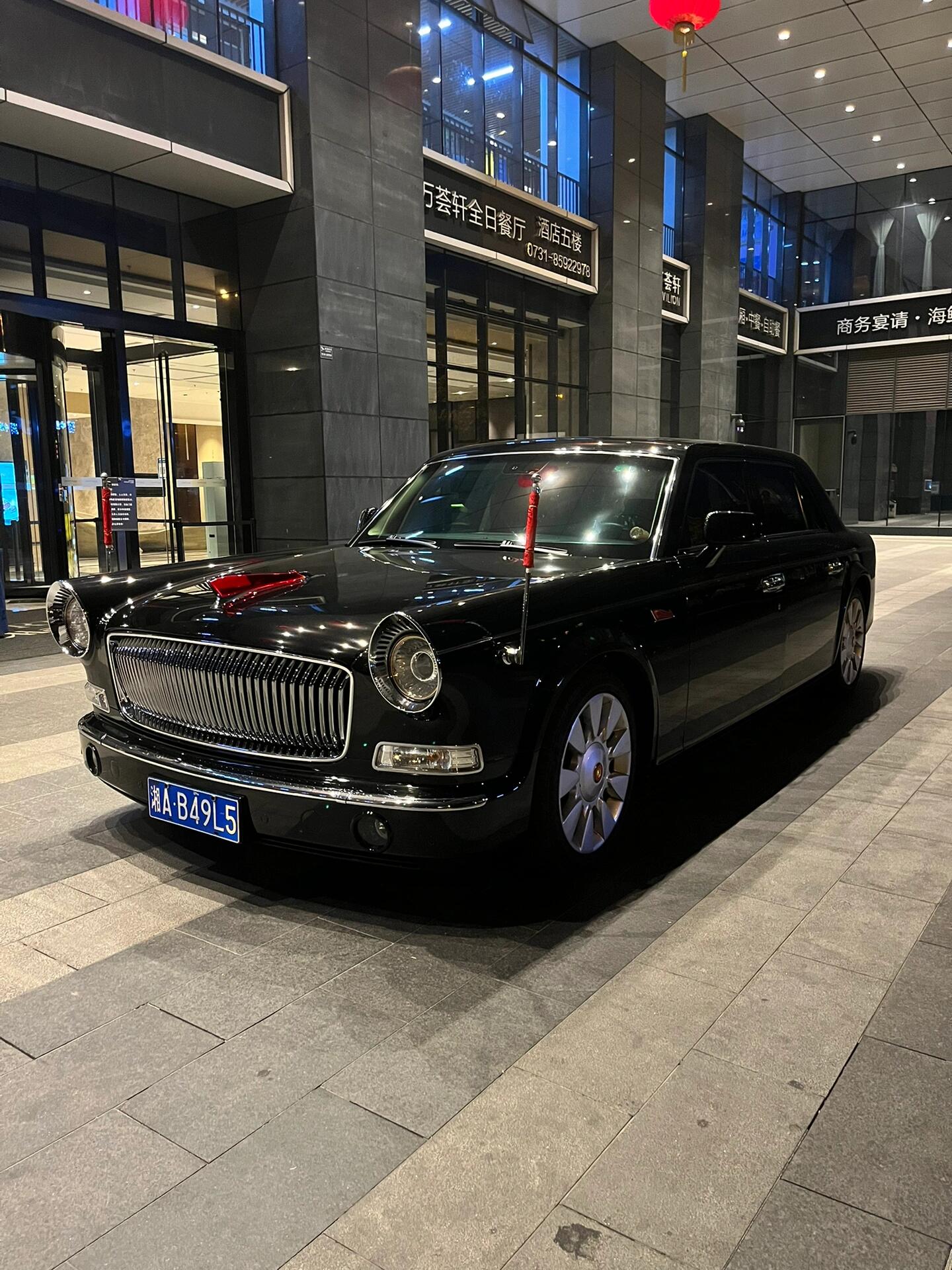 红旗05l5婚车 婚车界的天花板