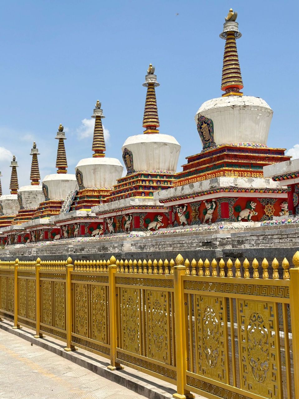 塔尔寺一日游 塔尔寺真的太好看了,虽然没有请讲解,可是自己去看也