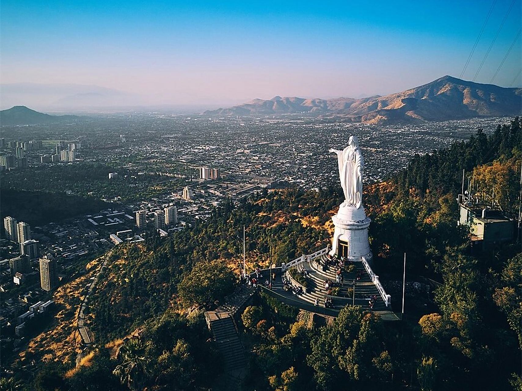 智利圣地亚哥 不可错过的十大景点(1) 01圣地亚哥,远离太平洋处在