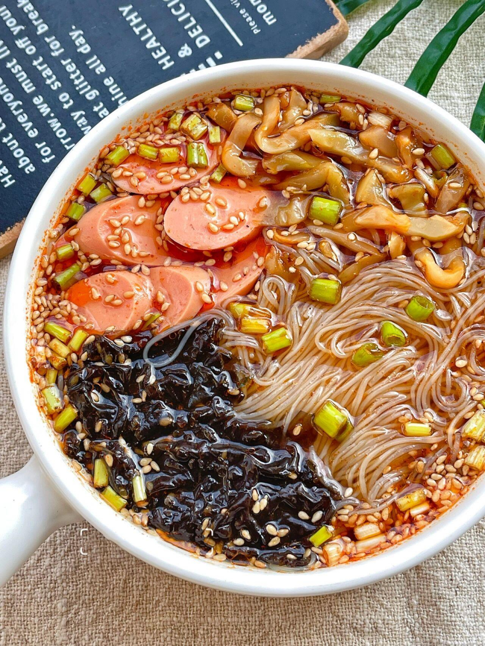 好喝到汤汁都不剩的紫菜粉丝汤97简单75 96哈喽,宝子们,大家好