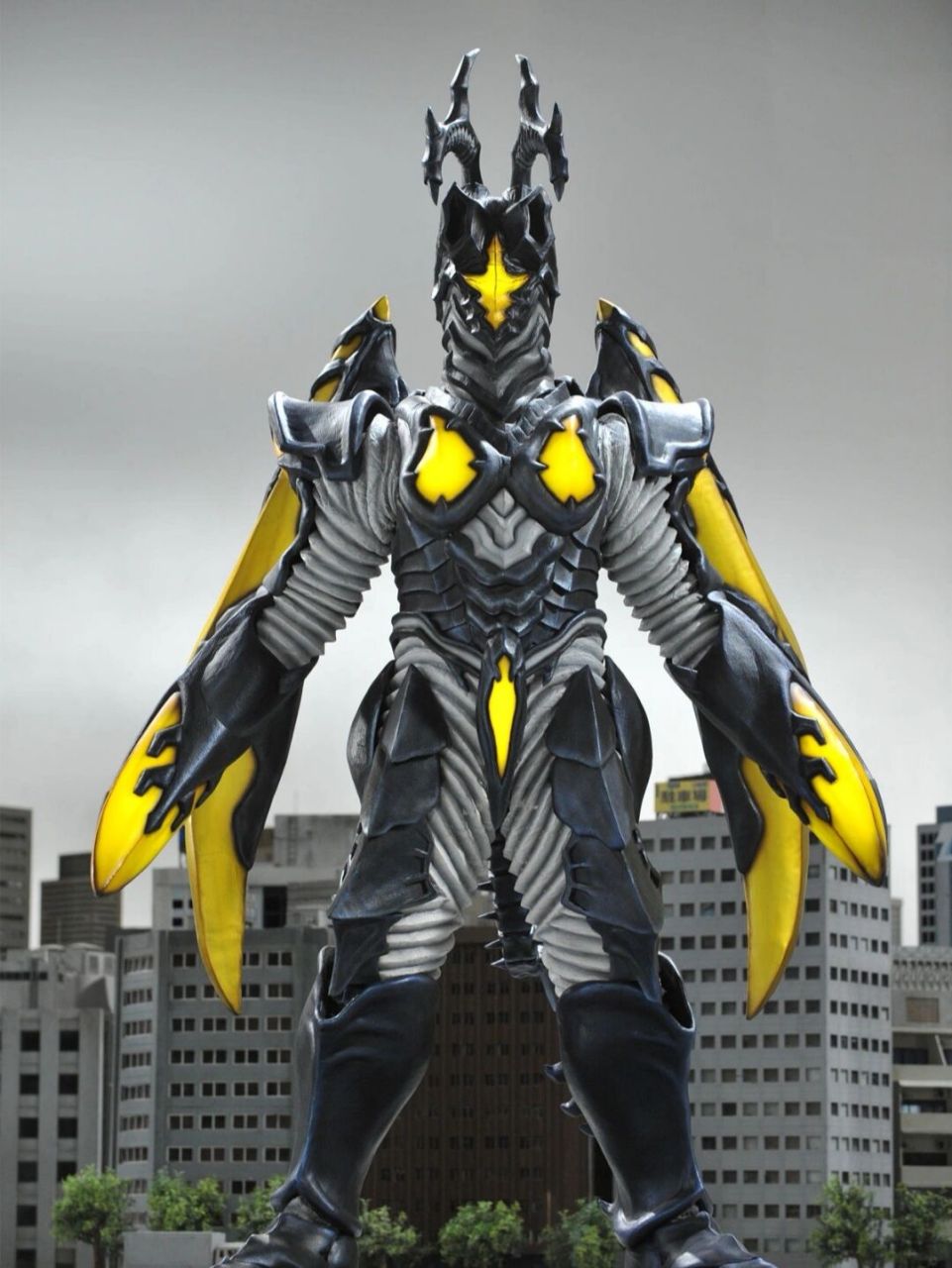 宇宙恐龙海帕杰顿(高清图片)     首次登场《奥特曼传奇》