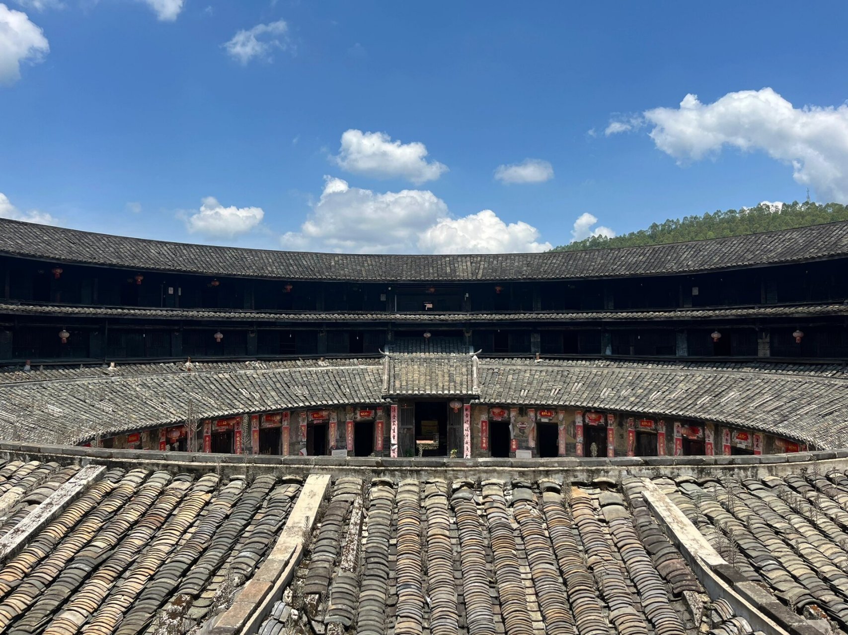 有客家特色的土楼建筑 门票99:10 cny 不到20分钟可以游览完 花萼楼