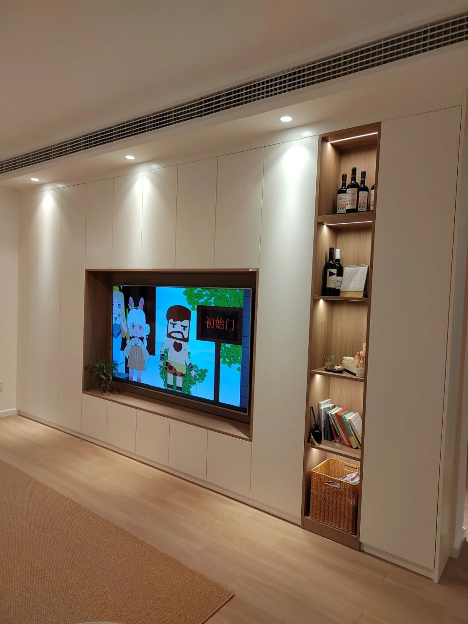 客厅一定要装满墙电视柜 简直太实用啦!