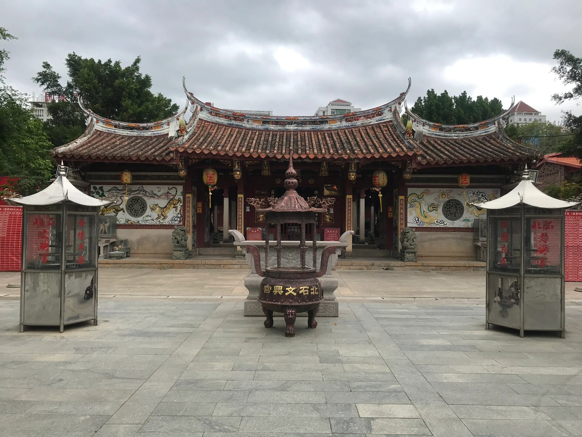 泉州文兴宫 还蛮大的!去的时候还在建房子.