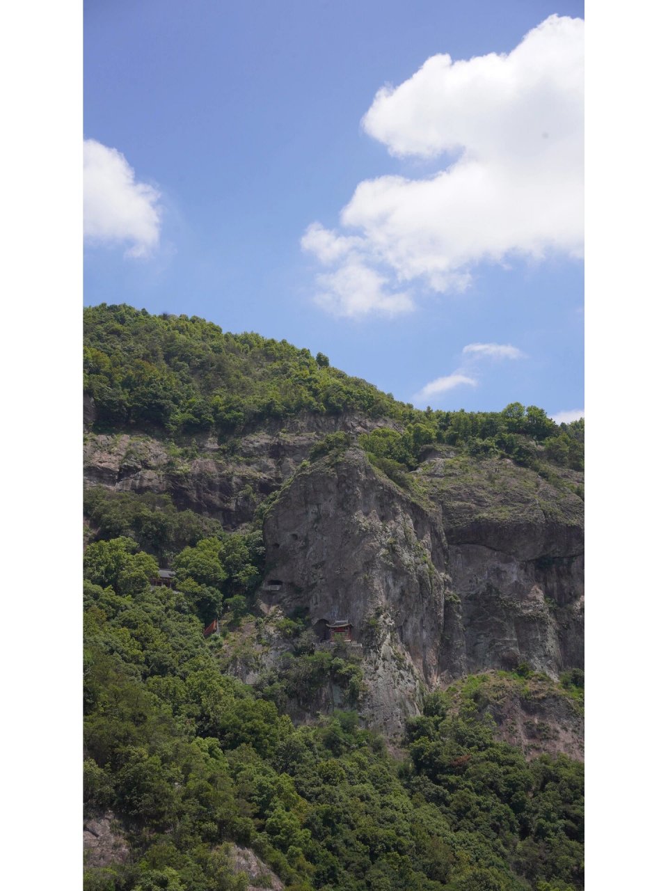 周末爬温州长城 东蒙山 海拔476米的东蒙山 曾经在今年刚刚旅游放开的