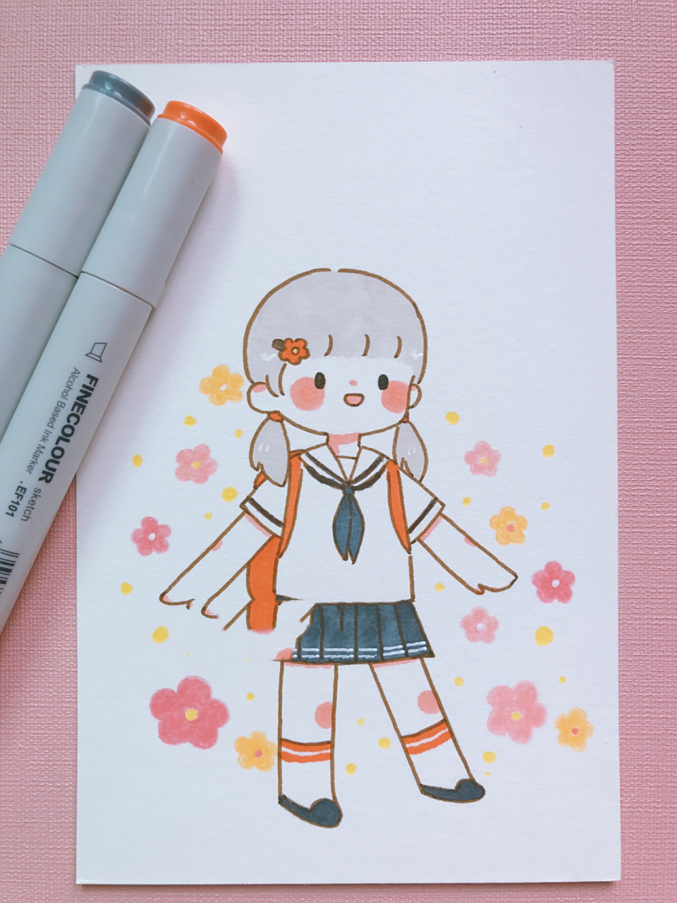 手帐简笔画丨校服女孩(附线稿) 头画大了一点点明天上绘画过程视频