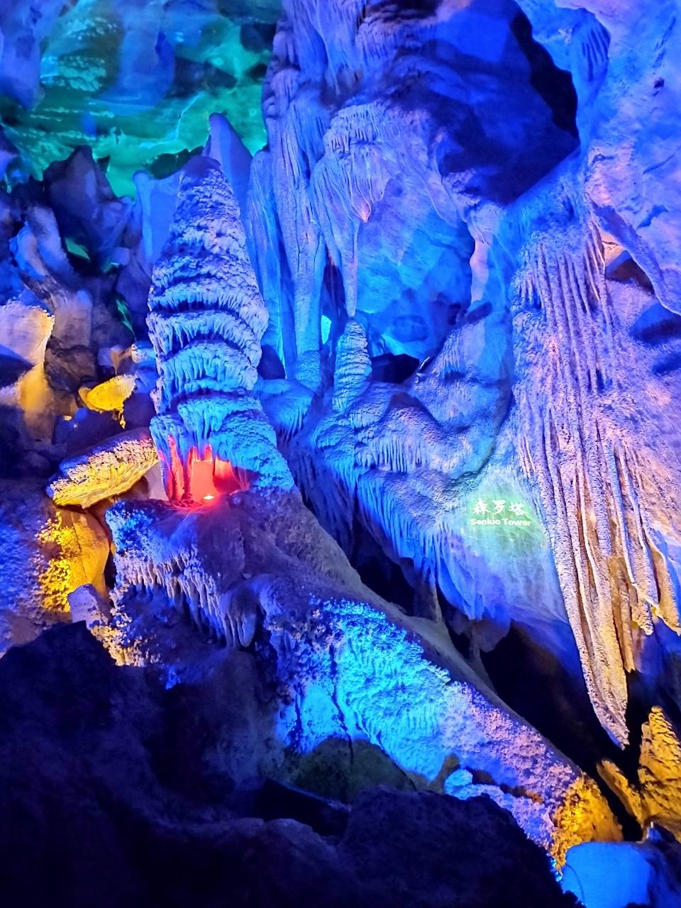 邢台绝美景观【崆山白云洞】 崆山白云洞位于河北省邢台市临城县境内