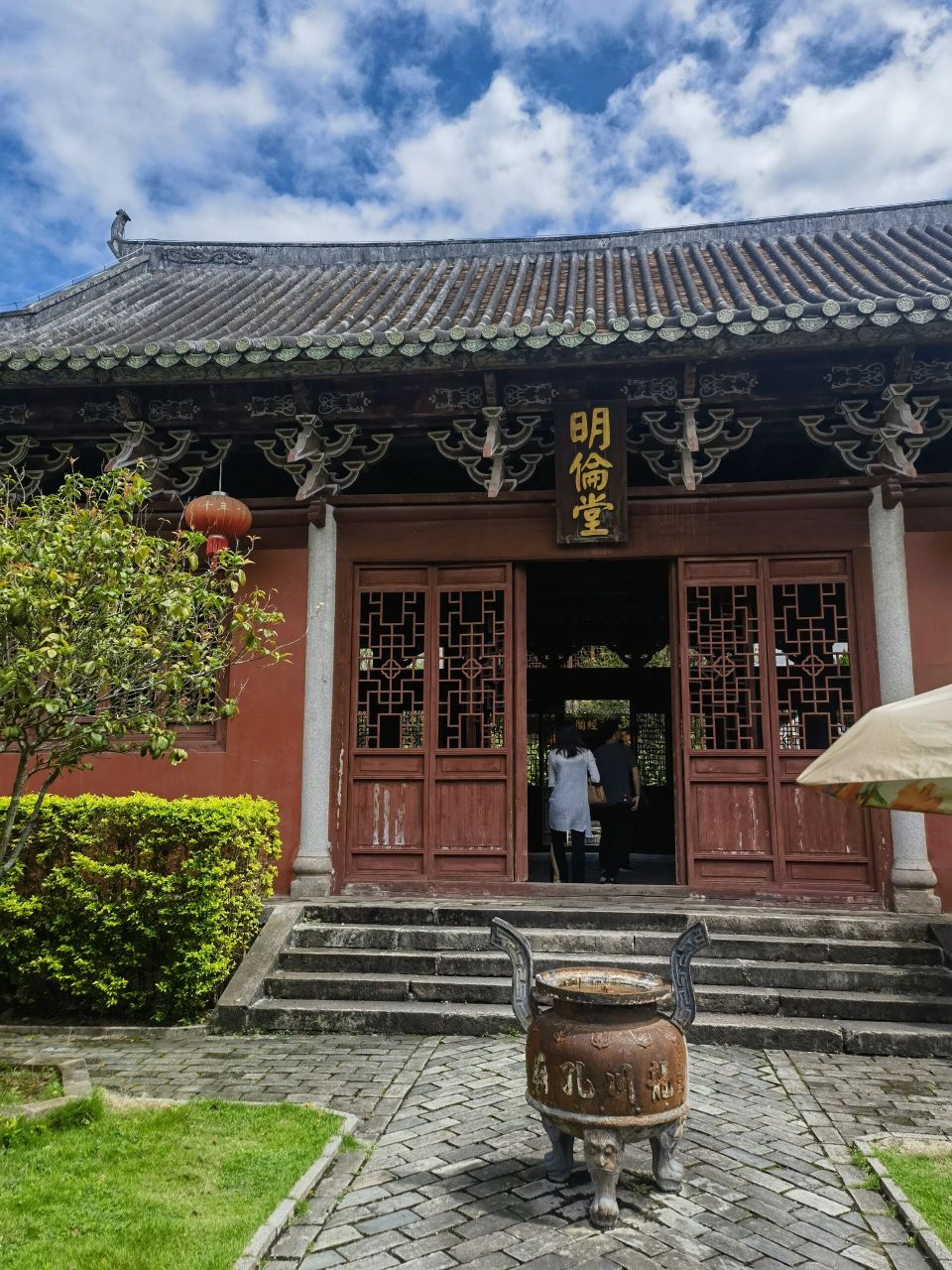 千年古城佗城 千年古城佗城原称龙川城,是在公元前214年,秦始皇平定