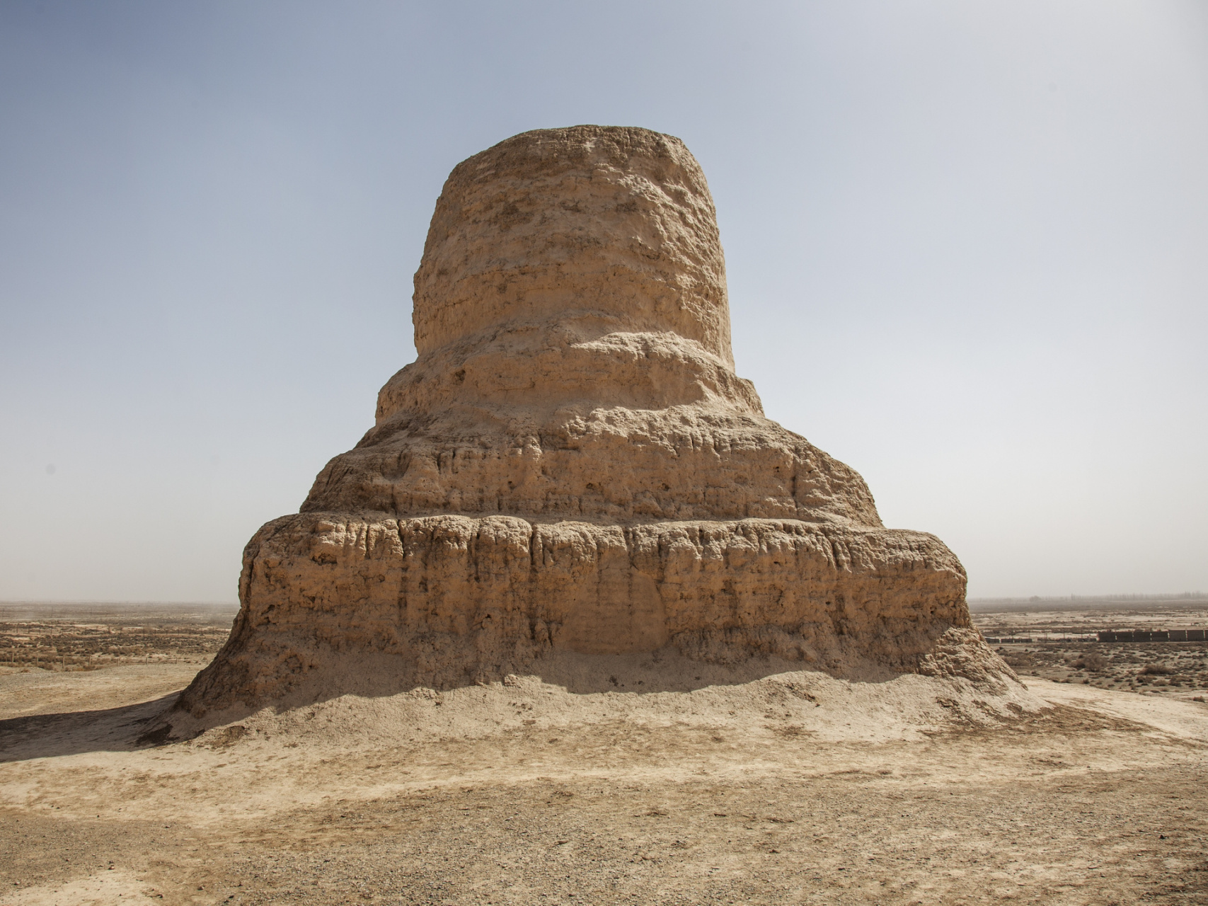 新疆喀什 莫尔寺遗址 莫尔佛塔(寺庙532) 莫尔佛塔位于阿图什市区东北