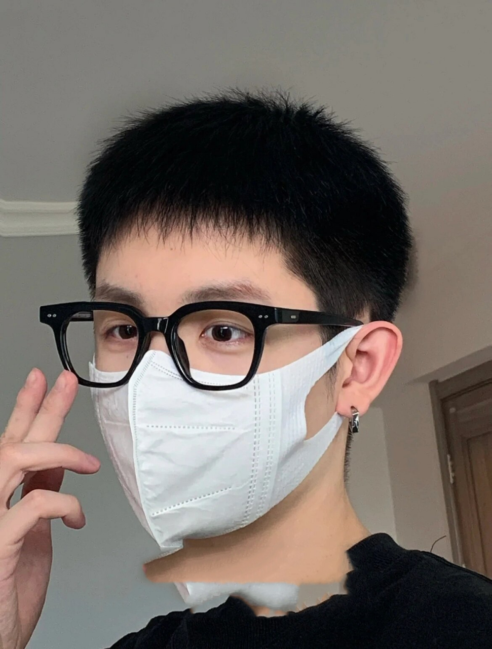 短碎盖 男生短碎盖发型这个发型不挑脸型,还减龄 99男士小碎发(3-4