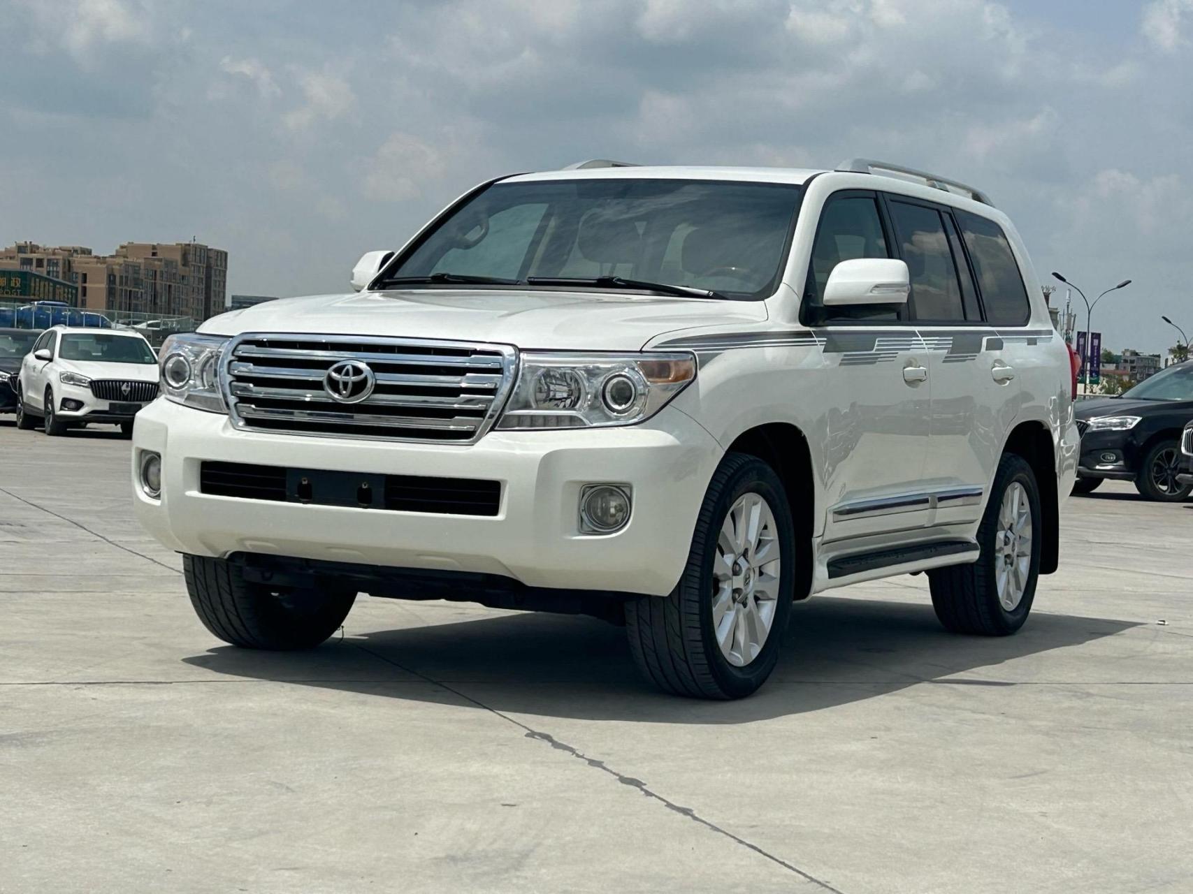 15年上牌 2015款 兰德酷路泽(进口) 4.