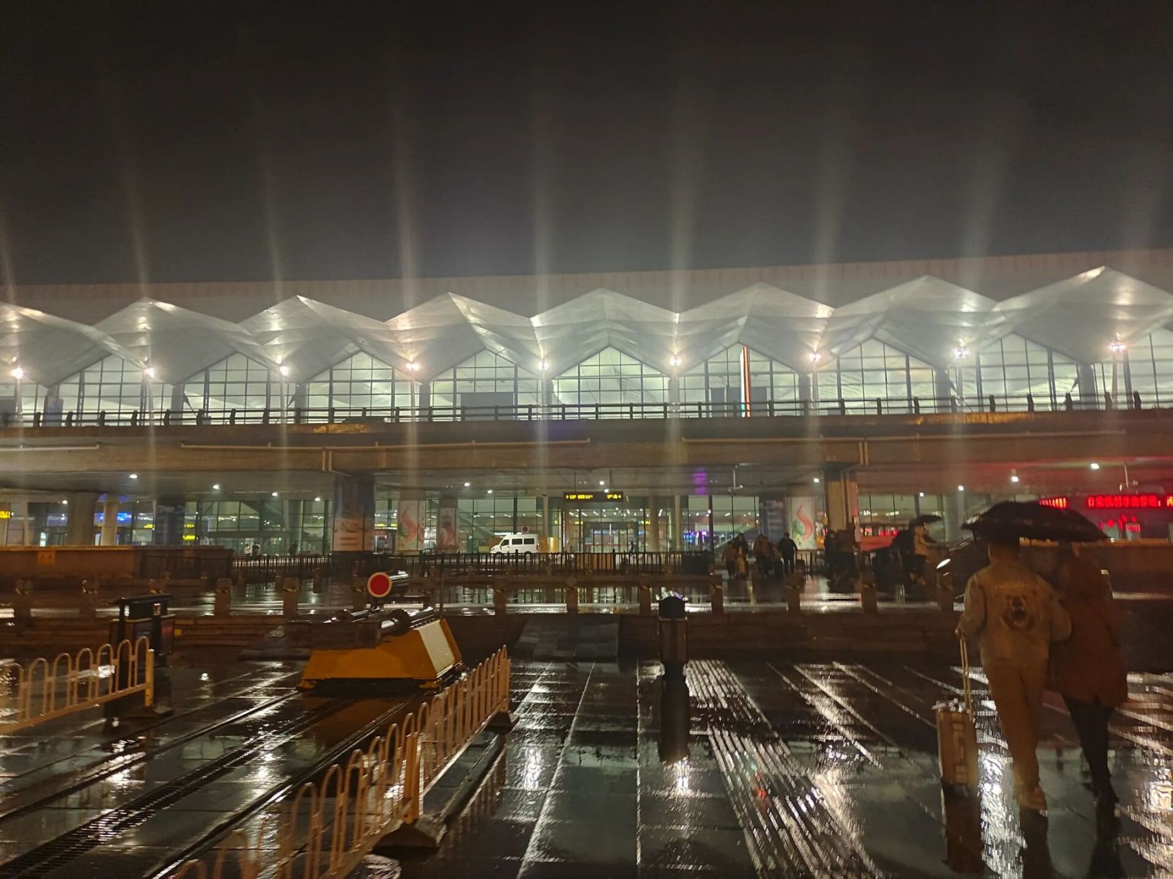 沈阳桃仙机场过夜攻略06 早上6点50的飞机,实在是有点早就打算在