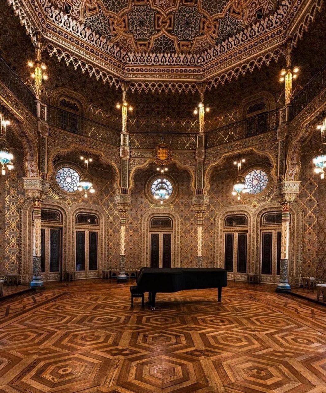 葡萄牙最美的宫殿—博尔萨宫 葡萄牙博尔萨宫 它是葡萄牙最古老的文化