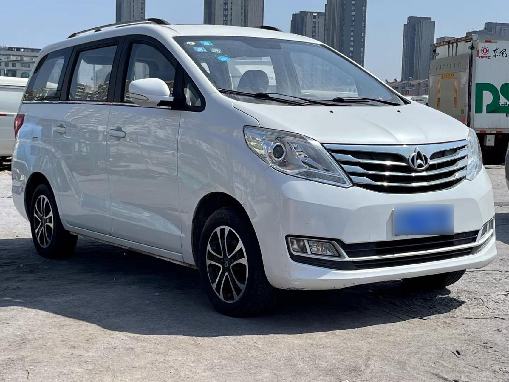 新到2017年 长安睿行 s50 1.