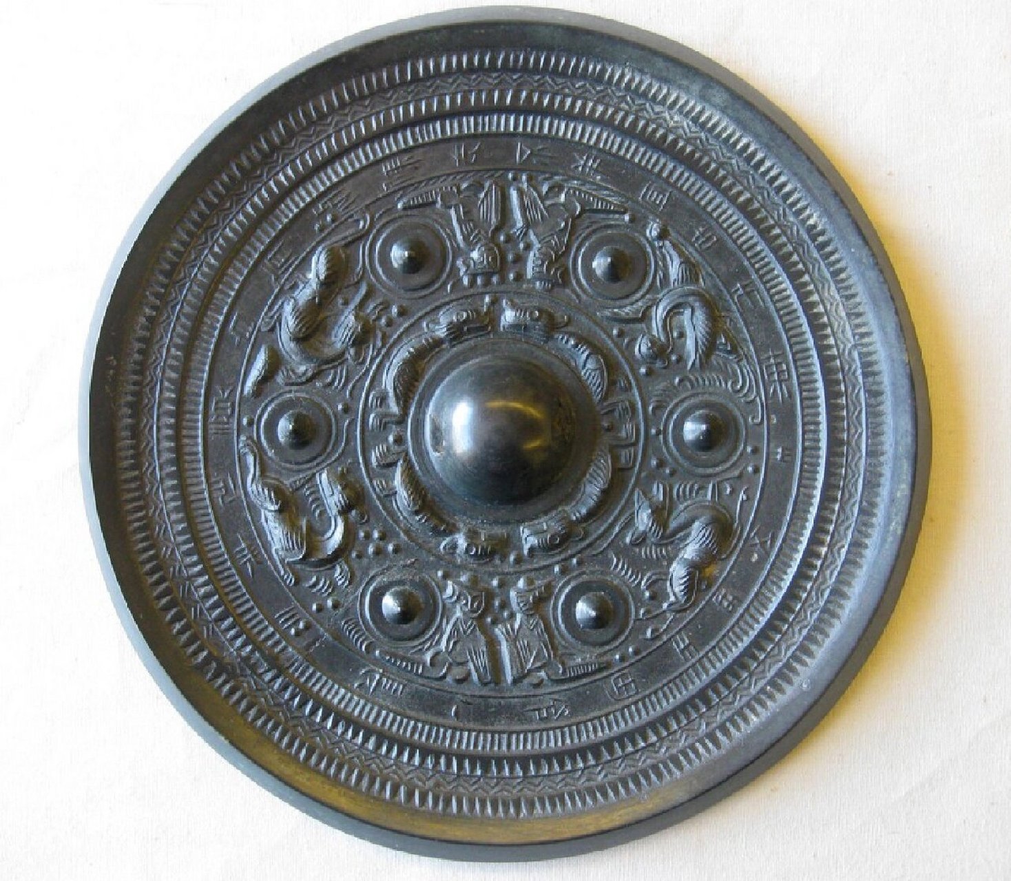 东汉 东王公西王母画像镜 东汉 东王公西王母画像镜(正面) 美国哈佛