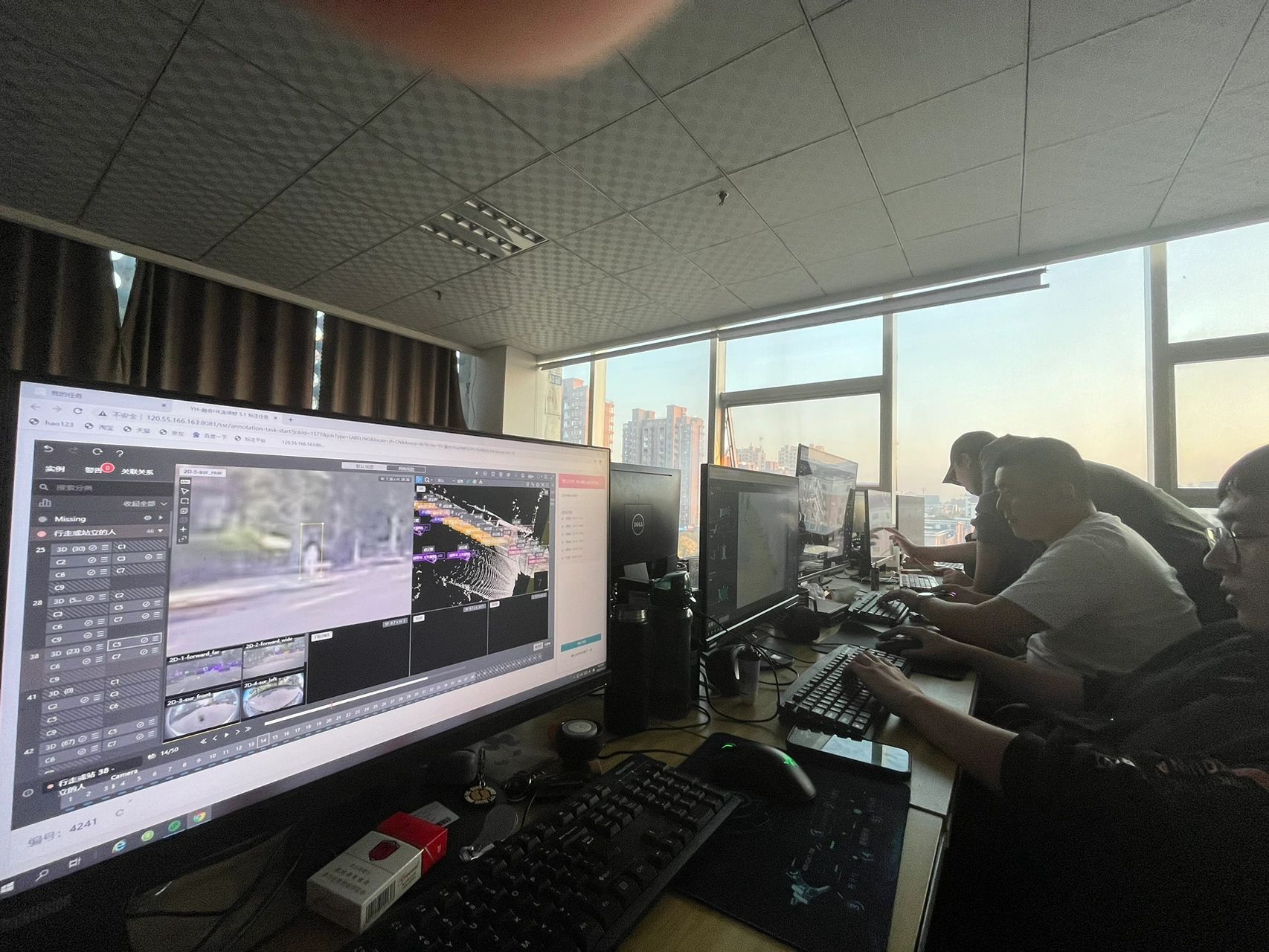 数据标注工作内容 数据标注员主要是使用自动化的工具从互联网上抓取